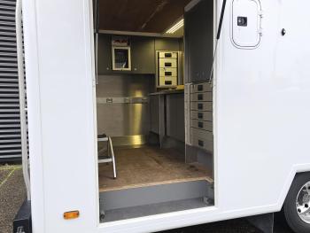 CAMPER TRAILER / MOBIL HOME